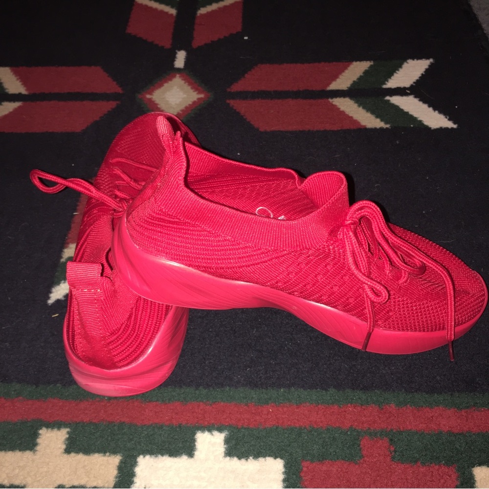 Red sneakers size 7.5 brand new